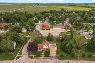 415 N 4th St, Chatsworth, IL 60921 - Photo 12