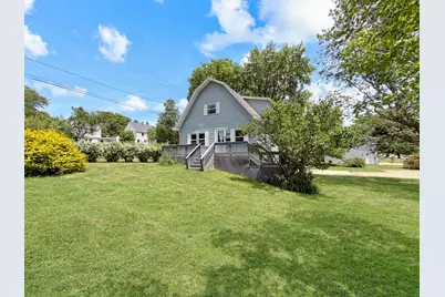 1210 Sun Vu Drive, Freeport, IL 61032 - Photo 2