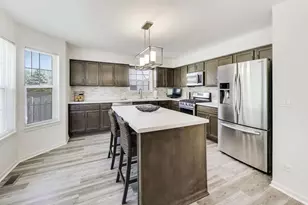 3308 Wembley Dr, Zion, IL 60099 - Photo 10