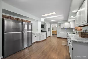 287 Holiday Dr, Lake Holiday, IL 60552 - Photo 24