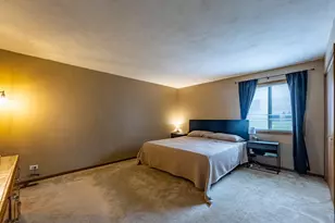1083 Kane St, South Elgin, IL 60177 - Photo 12
