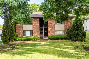 1083 Kane St, South Elgin, IL 60177 - Photo 1