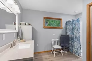 111 Eastwood Ave, Port Barrington, IL 60010 - Photo 10
