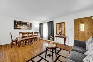 530 N 3rd Ave, Villa Park, IL 60181 - Photo 10