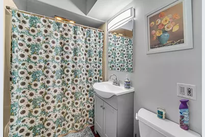 530 N 3rd Avenue, Villa Park, IL 60181 - Photo 16