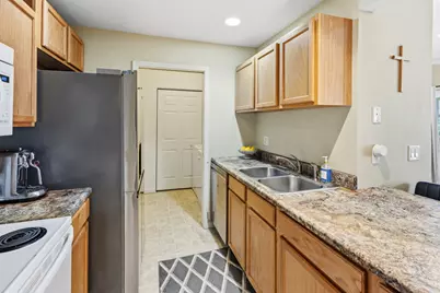 2408 Windward Boulevard #205, Champaign, IL 61821 - Photo 10