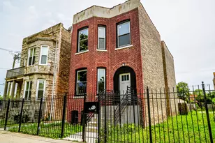 4419 W Gladys Ave, Chicago, IL 60624 - Photo 2