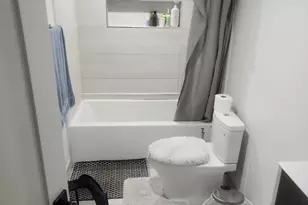2202 W Race Ave, Chicago, IL 60612 - Photo 8