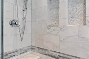 2911 N Racine Ave, Chicago, IL 60657 - Photo 22
