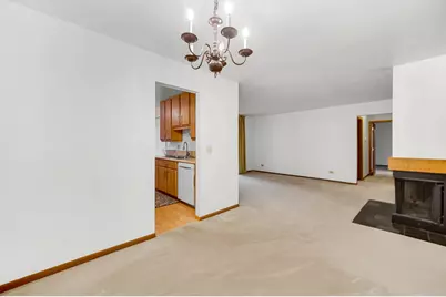 7000 Newport Drive #204, Woodridge, IL 60517 - Photo 10