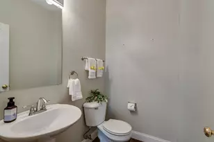806 Woodewind Dr, Naperville, IL 60563 - Photo 10