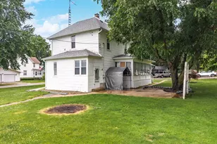 614 E Ash St, Chatsworth, IL 60921 - Photo 48