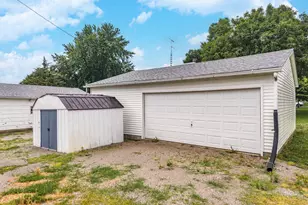 614 E Ash St, Chatsworth, IL 60921 - Photo 46