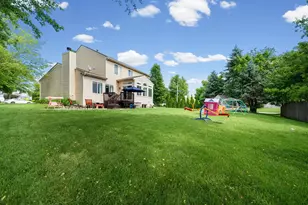 3600 Chadwick Ln, Lake in the Hills, IL 60156 - Photo 28