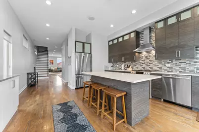 2437 W Jackson Boulevard, Chicago, IL 60612 - Photo 12