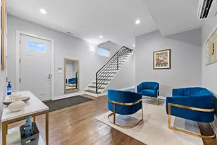 2437 W Jackson Blvd, Chicago, IL 60612 - Photo 2