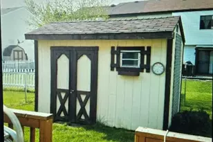 1733 Howe Ln, Hanover Park, IL 60133 - Photo 14