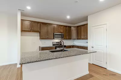 2751 Lawlor Lane, Naperville, IL 60564 - Photo 14