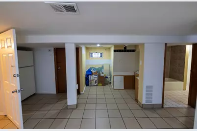 2648 N Francisco Avenue, Chicago, IL 60647 - Photo 56