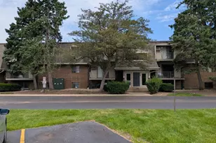 224 E Bailey Rd, Naperville, IL 60585 - Photo 2