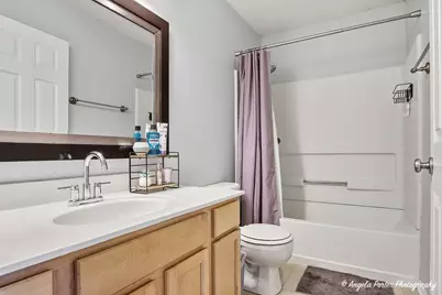 422 W Savoy Drive, Round Lake, IL 60073 - Photo 22