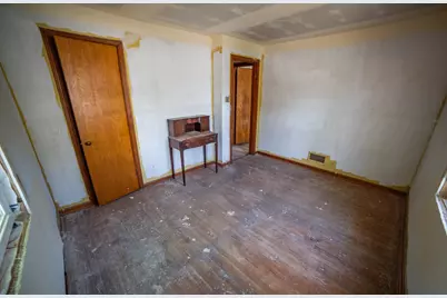 9139 Tulley Avenue, Oak Lawn, IL 60453 - Photo 10
