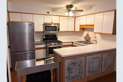 6701 N Milwaukee Avenue #303, Niles, IL 60714 - Photo 16