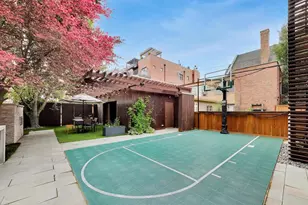 2010 W Bradley Pl, Chicago, IL 60618 - Photo 52
