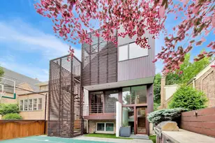 2010 W Bradley Pl, Chicago, IL 60618 - Photo 50