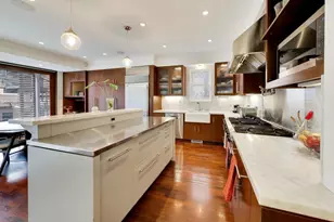 2010 W Bradley Pl, Chicago, IL 60618 - Photo 12