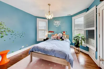 2010 W Bradley Place, Chicago, IL 60618 - Photo 30