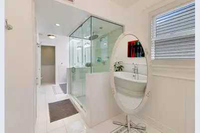 2010 W Bradley Place, Chicago, IL 60618 - Photo 28
