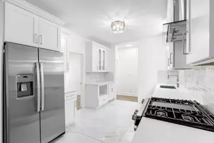 211 S 9th Ave, Maywood, IL 60153 - Photo 8