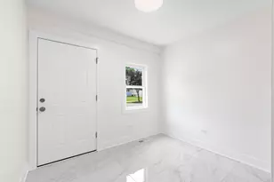 211 S 9th Ave, Maywood, IL 60153 - Photo 4