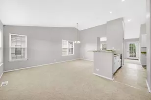 756 Genesee Dr, Naperville, IL 60563 - Photo 8