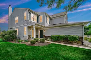 756 Genesee Dr, Naperville, IL 60563 - Photo 2