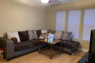 7406 N Damen Ave, Chicago, IL 60645 - Photo 6