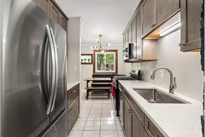 402 N Douglas Avenue #402, Villa Park, IL 60181 - Photo 8