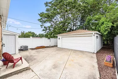 402 N Douglas Avenue #402, Villa Park, IL 60181 - Photo 20