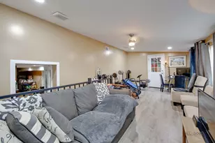 1210 S Lloyd Ave, Lombard, IL 60148 - Photo 22