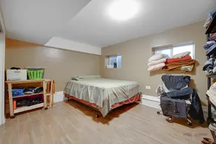 1210 S Lloyd Ave, Lombard, IL 60148 - Photo 12