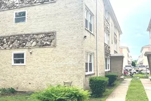 5214 N Potawatomie Ave, Chicago, IL 60656 - Photo 1