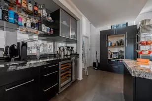 321 S Jefferson St, Chicago, IL 60661 - Photo 4