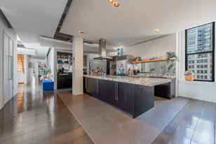 321 S Jefferson St, Chicago, IL 60661 - Photo 2