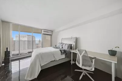 300 N State Street #5306, Chicago, IL 60654 - Photo 14