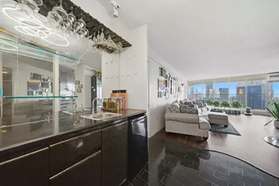 300 N State Street #5306, Chicago, IL 60654 - Photo 12