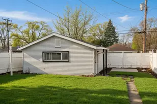 15332 Dante Ave, Dolton, IL 60419 - Photo 12