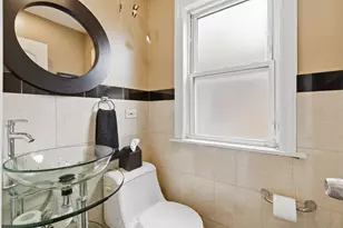 7910 Babb Ave, Skokie, IL 60077 - Photo 20