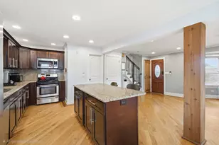 7910 Babb Ave, Skokie, IL 60077 - Photo 2