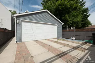2821 N Springfield Ave, Chicago, IL 60618 - Photo 48
